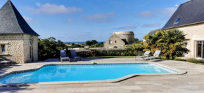 Hotels in Saint-Côme-De-Fresné